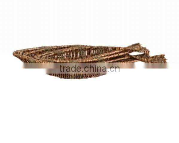 unique fish shaped wicker tray