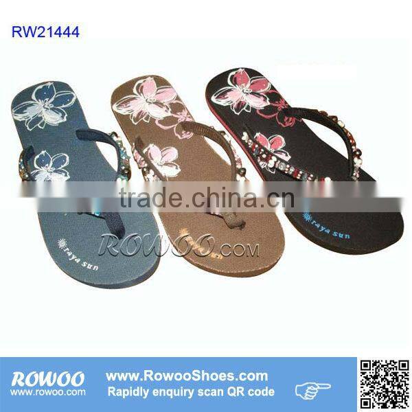 Beaded slippers for women