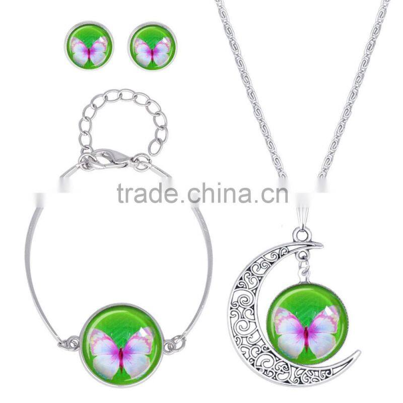 High Retro Sweater Chain Pendant Yin Yang Pattern Glass Cabochon Necklace