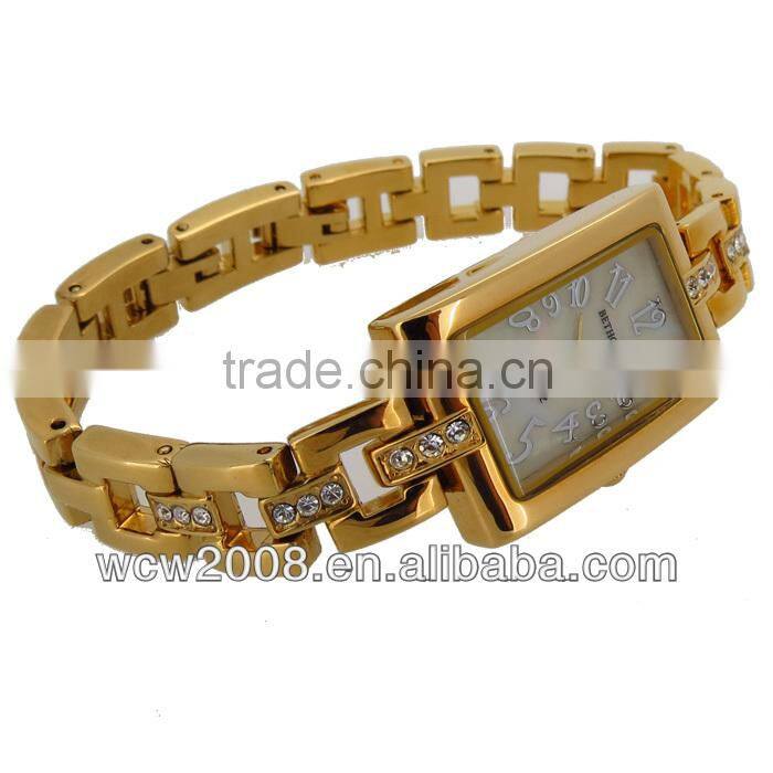 Gracious watch for elegant women