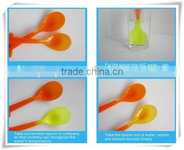 Wholesale newborn baby temperature spoon & baby spoon color change