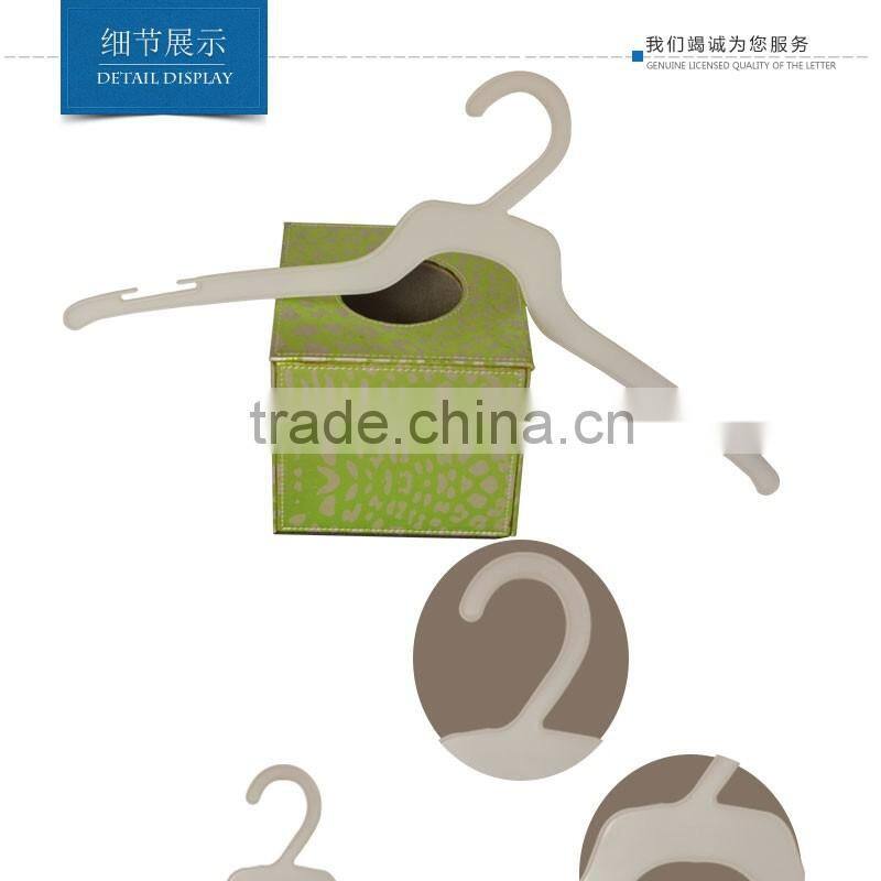 Plastic Hook Sale Clothes Hanger With Rack For Braces Skirt