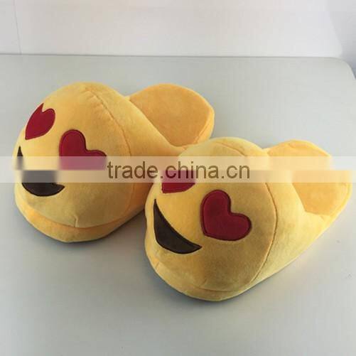 2015 hot selling wholesale plush emoji shoes
