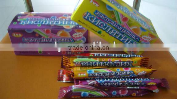 Bubble gum with sour powder