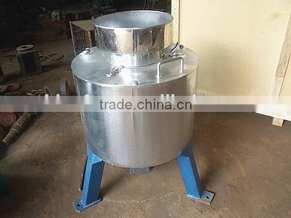 Economical oil filter in auto/oil filter factory with low price