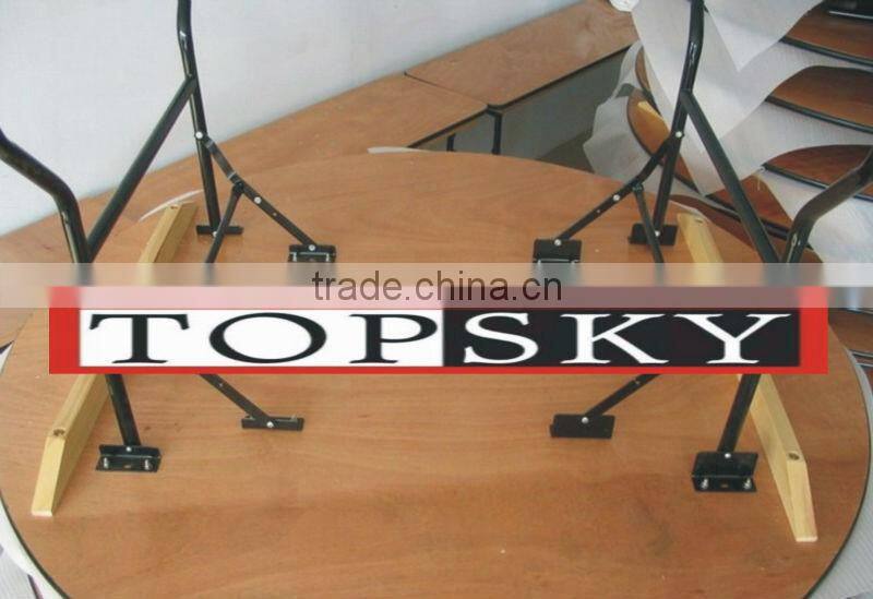 Wooden Banquet Round Table