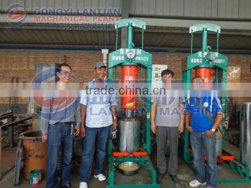 Competitive price hydraulic pressure walnut sheller or green walnut sheller
