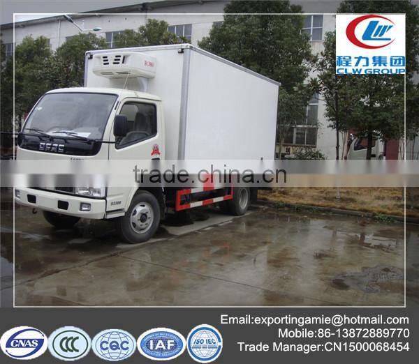 3 ton dongfeng 6 wheels small refrigerator freezer truck