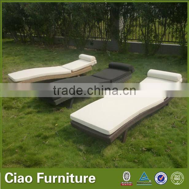 Stackable outdoor lounge chair rattan pool sun lounger