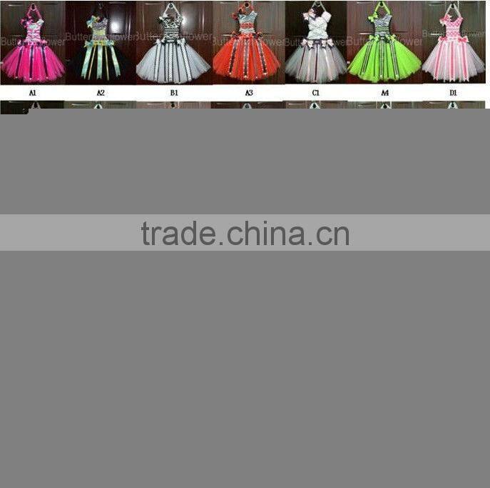 Brand New Cartoon Pattern Black Hair Bow Holder with Yellow Tulle Ideal Gift and Home Decoration