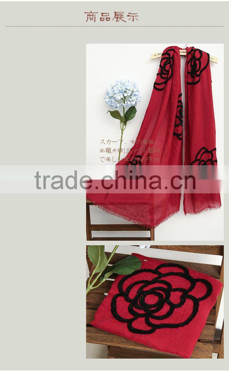 Korean Ladies Fashion Rose Flower Embroidery Shawls and Wraps Wholesale