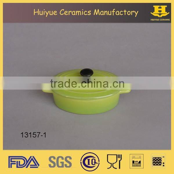 Ceramic mini casserole, oval glazed casserole with cover