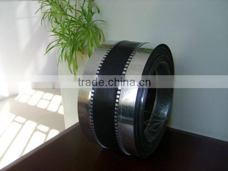 Flexible duct connector