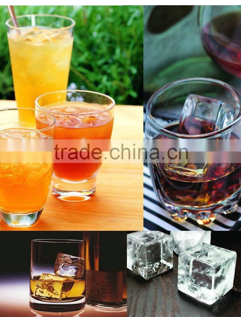 8 Cavity Whiskey King Square Silicone Ice Cube Tray With Lid