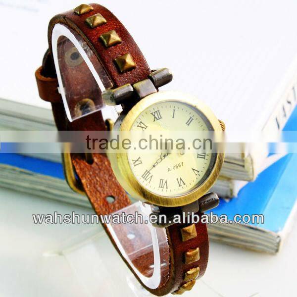 top rated factory direct selling cheap rivets strap women leather watch for gifts