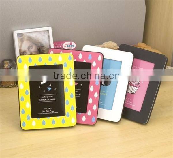 OEM creative Eco-friendly paper photo frame wholesale made in china
