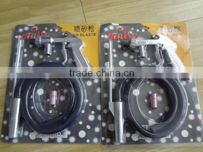 Sand blaster gun