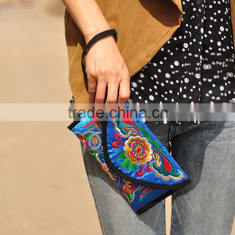 2014 Latest designer embroidery flower bags women wallets &purse clutch bags