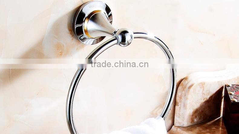 80360 bathroom accessory fashion hotel use circular towel Ring with gold Towel holder