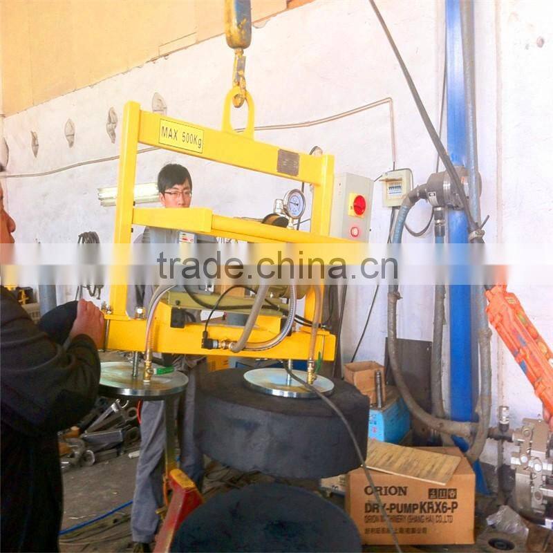 Suction pad for carbon brick