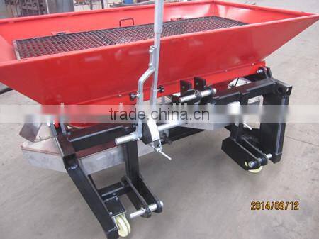YUNTAI Excellent Quality 2CDR Agricultural Fertilizer Spreader