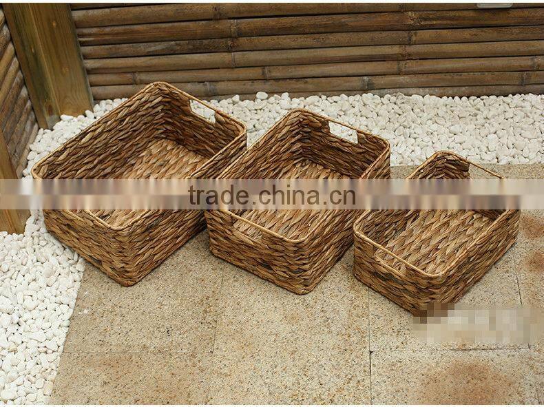 new style wholesales handmade woven water hyacinth make straw storage baskets sundries