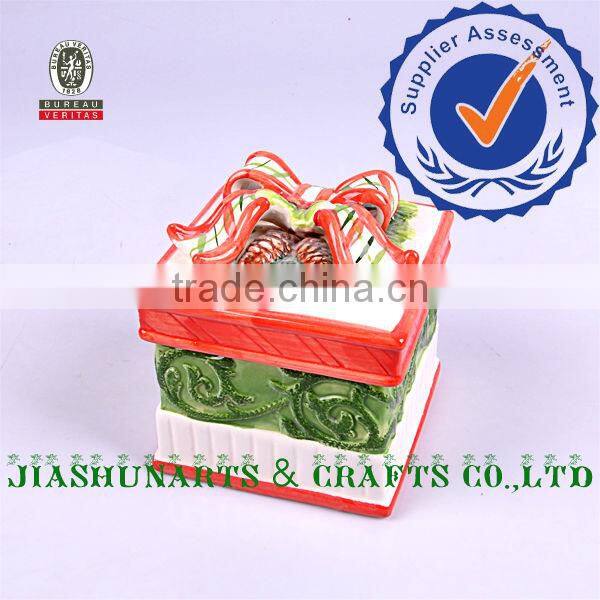 Ceramic Gift Box Xmas Decoration