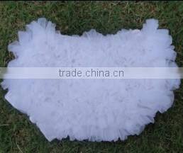 Wholesale fancy dress 100% cotton solid color baby bloomers with ruffle