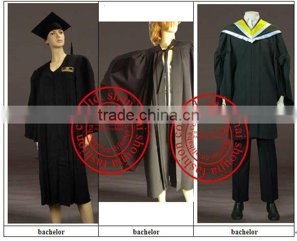 UK graduation robe, UK graduation gown, UK graduation gown with velvet