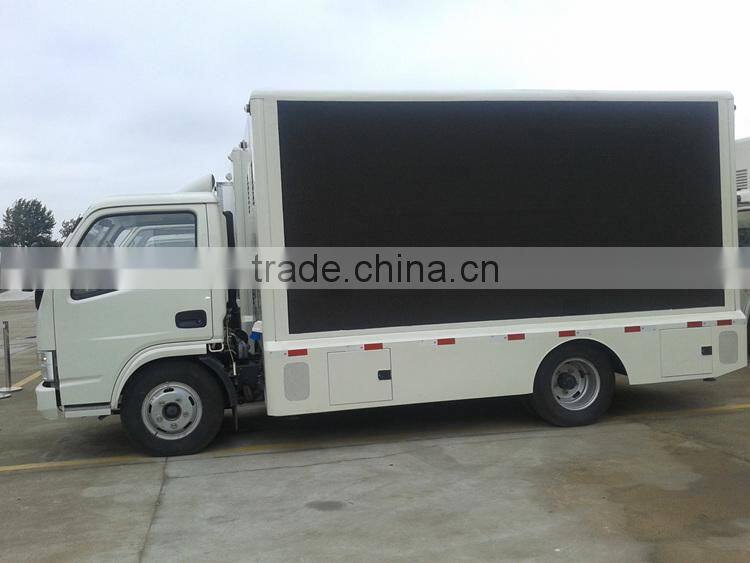 2015 Low Price Dongfeng Euro IV full color p10 mobile advertising trucks for sale in Lebanon