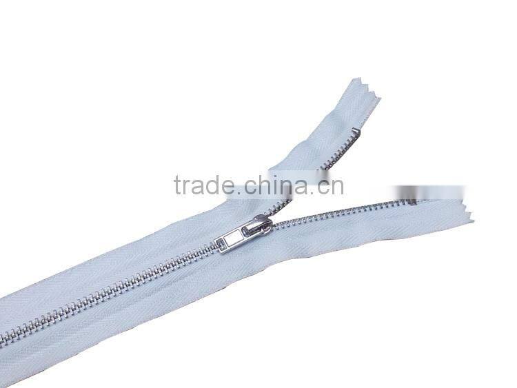 3# White and black close-end silver metal zipper for overcoat decpration