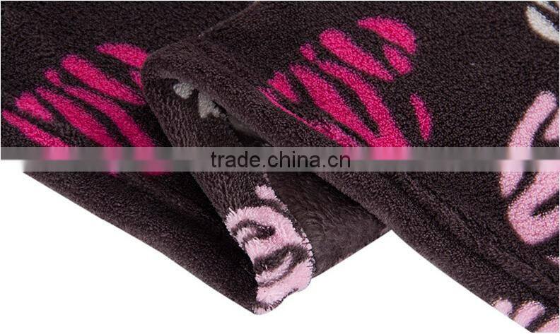 Heart pattern 100% polyester coral fleece blanket