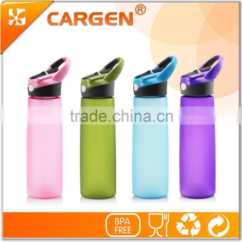 New easy grip design leak-resistant 500ml plastic water bottle infuser tea bottle