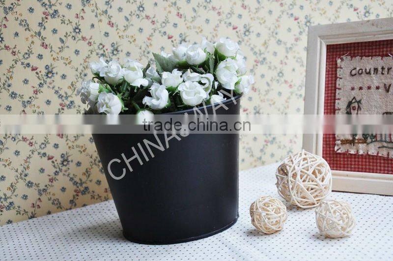 flower pots & planters