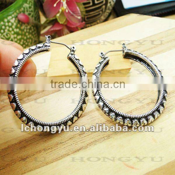 Fashion Retro Zinc Alloy Earrings