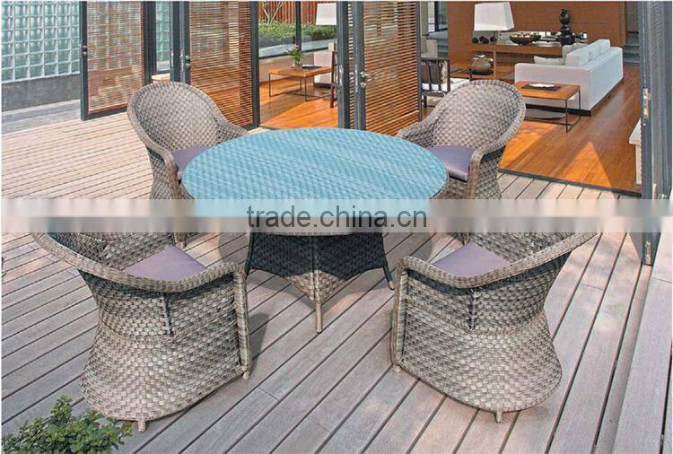 4 Person outdoor furniture dining table & chairs garden furniture with glass top
