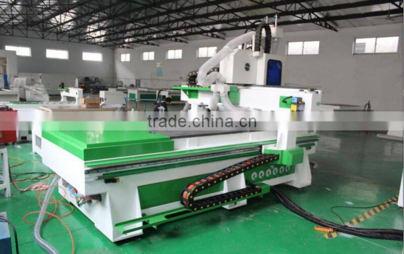 Wood door engraver,cnc router,1325 model HSD air cooling spindle and servo motor