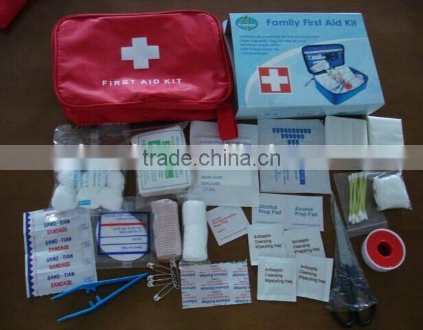Outdoor medical bag emergency first aid kit