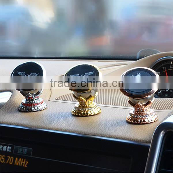 2016 multi function Windshield Dashboard Phone Mount Magnetic Car Holder with Plastic Silicone Mold Suction Cup