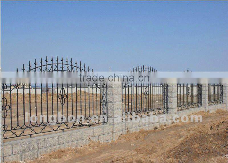 2012 Top-selling modern hand made iron fence ornaments