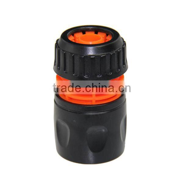 plastic connector and pistol garden tool set