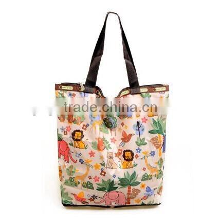 Foldable nylon shopping bag