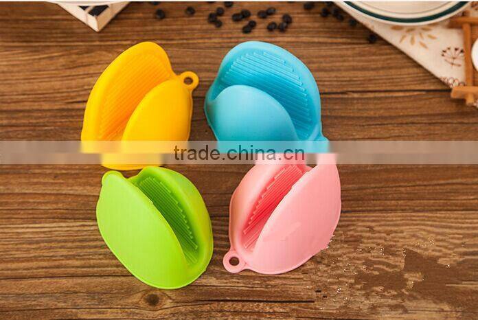 silicone glove holder clips,ice scraper with glove