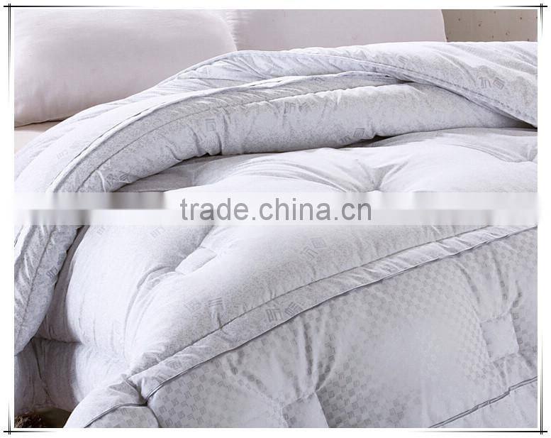 High quality King Size 4Pcs fleece velvet quilted duvet cover solid color bedding set for hotel wholesale