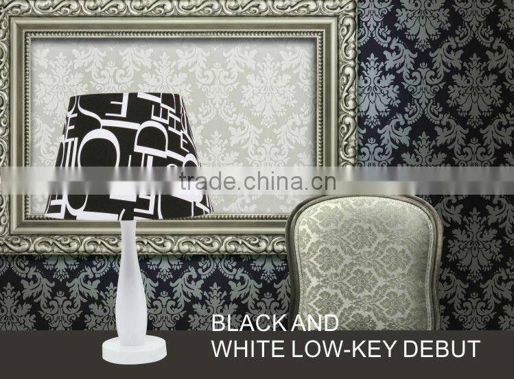 Modern tattoo light table