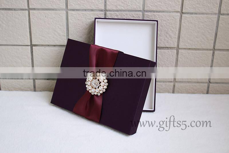 Gracefull Handmade purple wedding invitation gift boxes