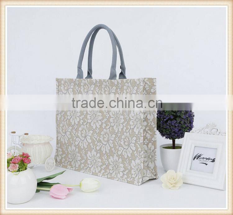 2015 fashion jute shopping bag with lace cover