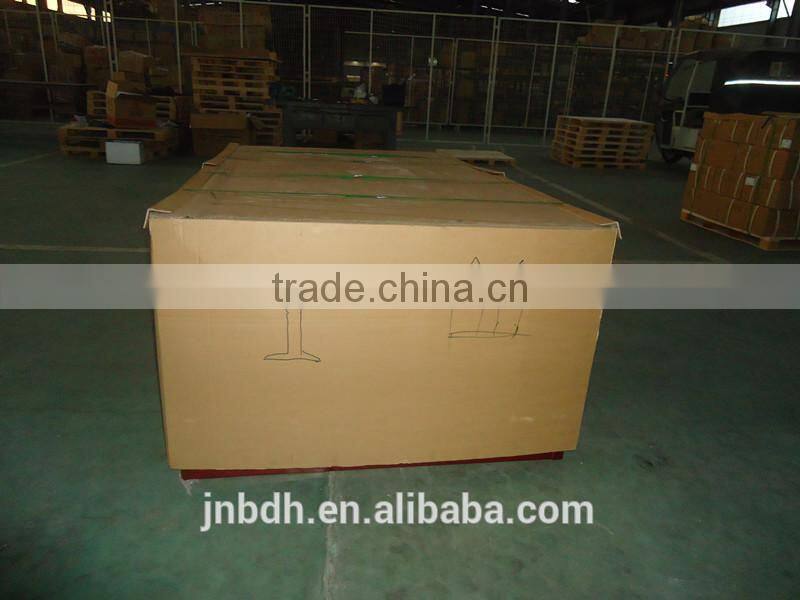 Cargo three-wheeled motorcycle