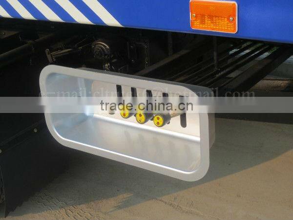 4*2 DongFeng DuoLiKa Towing Wrecker 4 Ton