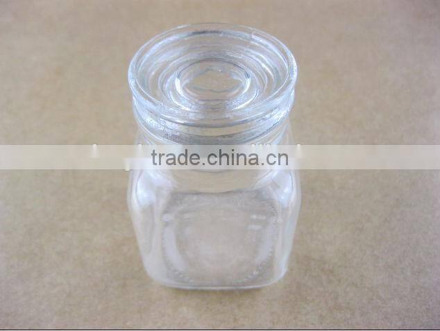 glass jars with aluminum screw cap